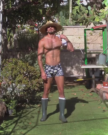 BLACK DAISIES VOYOU SHORTS